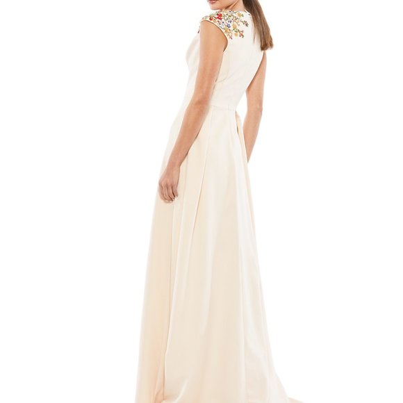 MAC DUGGAL FLORAL EMBELLISHED CAP SLEEVE A-LINE VANILLA GOWN sz 10 - Picture 2 of 7